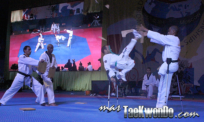 2014-06-21_(90290)x_Mundial_Para-Taekwondo_Apertura_IMG_3372_