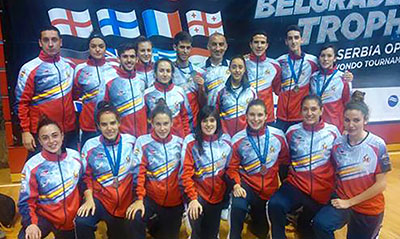 Equipo de Taekwondo español en el Serbia Open 2014