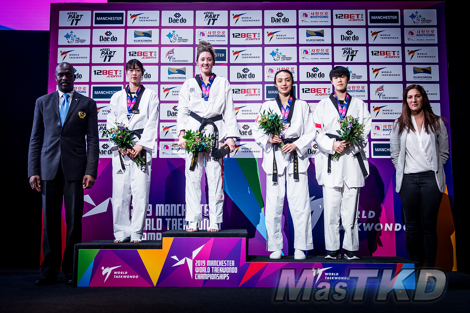Podium_F-57_Manchester-2019-World-Taekwondo-Championships_mT-