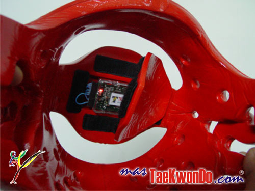 Daedo lanzó un innovador casco electrónico masTKD.com
