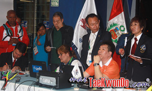 En el día de ayer se realizó el sorteo de las llaves de los “XVII Juegos Deportivos Bolivarianos Trujillo 2013”, en el cual el Taekwondo comienza hoy 25 hasta el 28 de Noviembre en el Polideportivo “Huaca del Sol”. Aquí las GRAFICAS COMPLETAS.