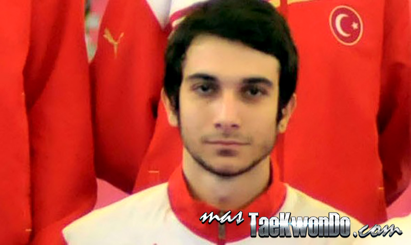El atleta turco Seyithan Akbalik, falleció este sábado 15 de febrero de 2014 mientras participaba en el Open de Taekwondo de Luxor en la división de -63 Kg. Evento que se está llevando a cabo en Egipto.