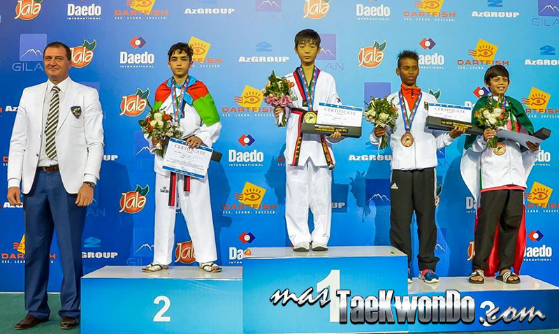 D1_1st WTF World Cadet Taekwondo Championships_Cadet Male -33kg