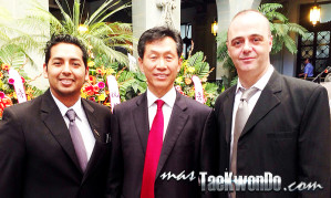 Embajador de Corea en Guatemala, Sr. Choo Yeon-Gon junto a masTaekwondo.com