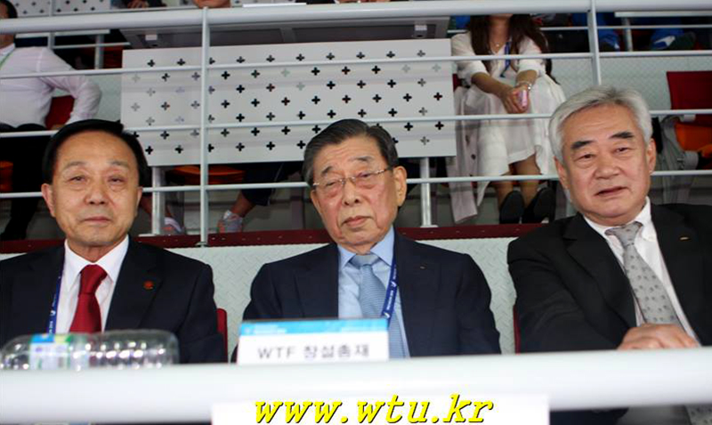 Un Yong Kim y Chungwon Choue en los Asian Games 2014