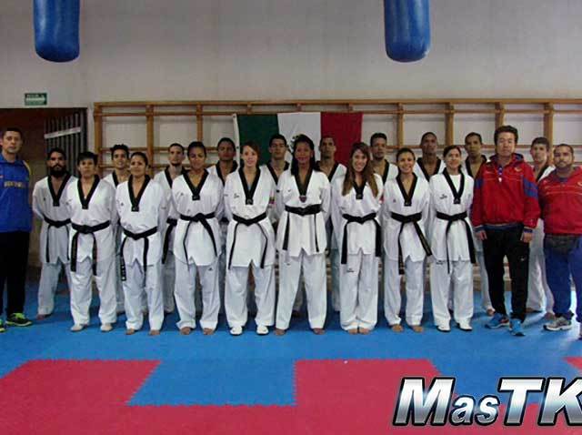 Equipo de Taekwondo de Venezuela en la Loma