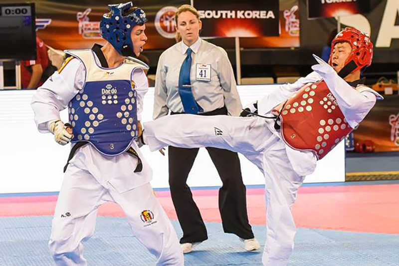 Para-Taekwondo_Combate_02