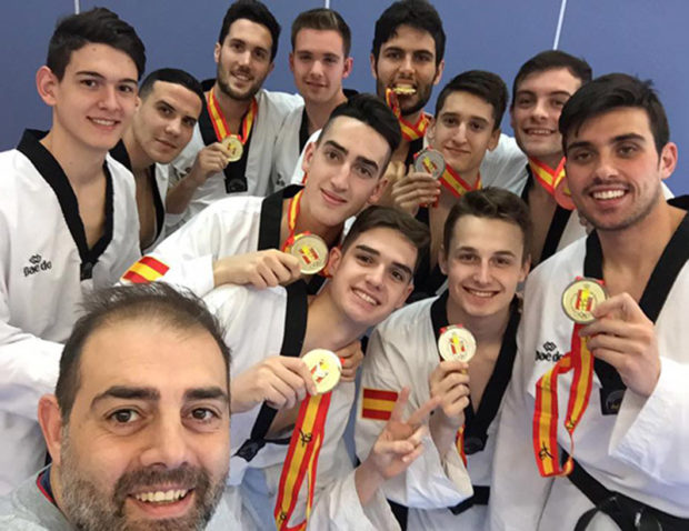Marco Carreira y el equipo de Taekwondo de España