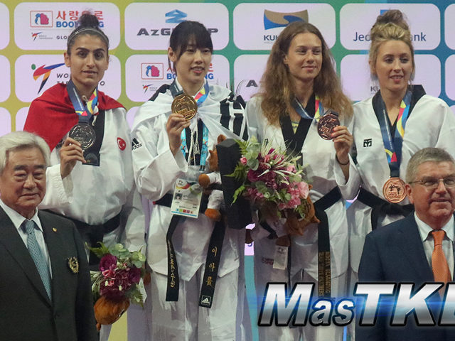 PODIO_Women-57kg_Muju2017
