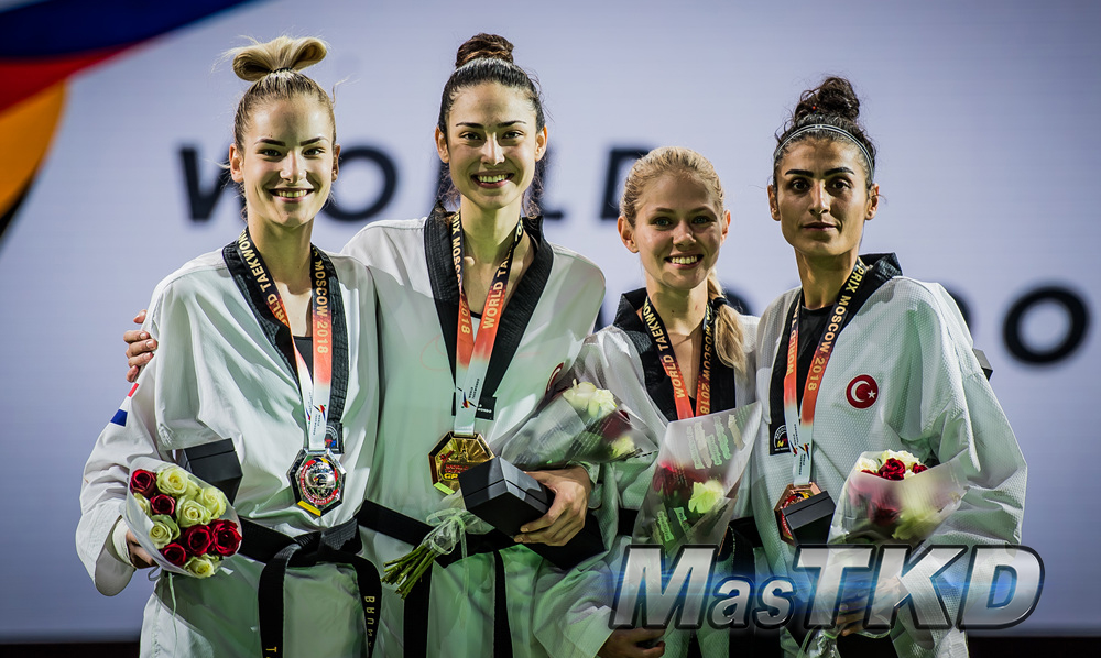 mT_World-Taekwondo-GP-Moscow-2018_F-57_Feather-Femenino_PODIO