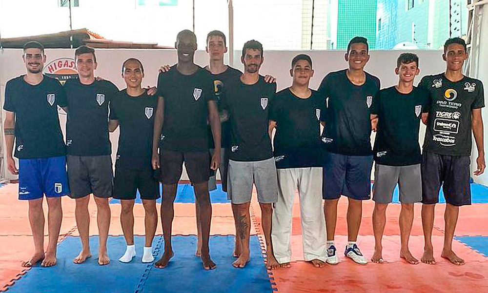 Camping na Paraíba marca retorno de Netinho aos treinos