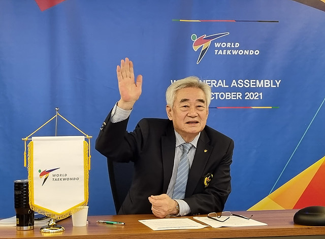 Chungwon Choue reelegido presidente de la WT