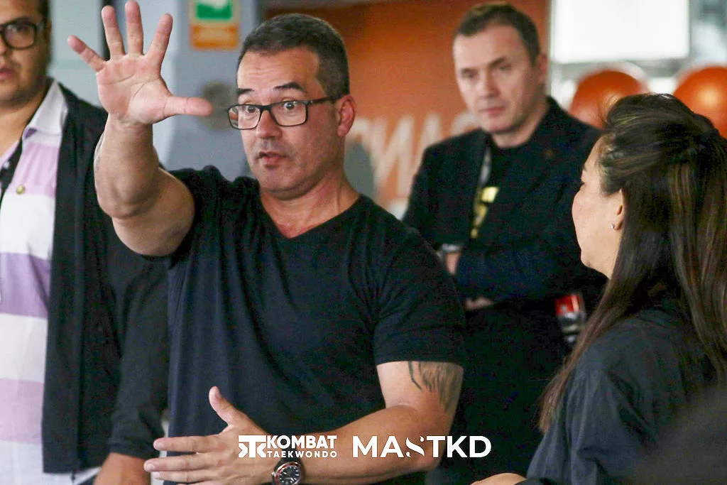 El reconocido Referee Internacional Marcelo Rezende acaba de ser nombrado presidente de Kombat Taekwondo Brasil y conversó con MASTKD al respecto.